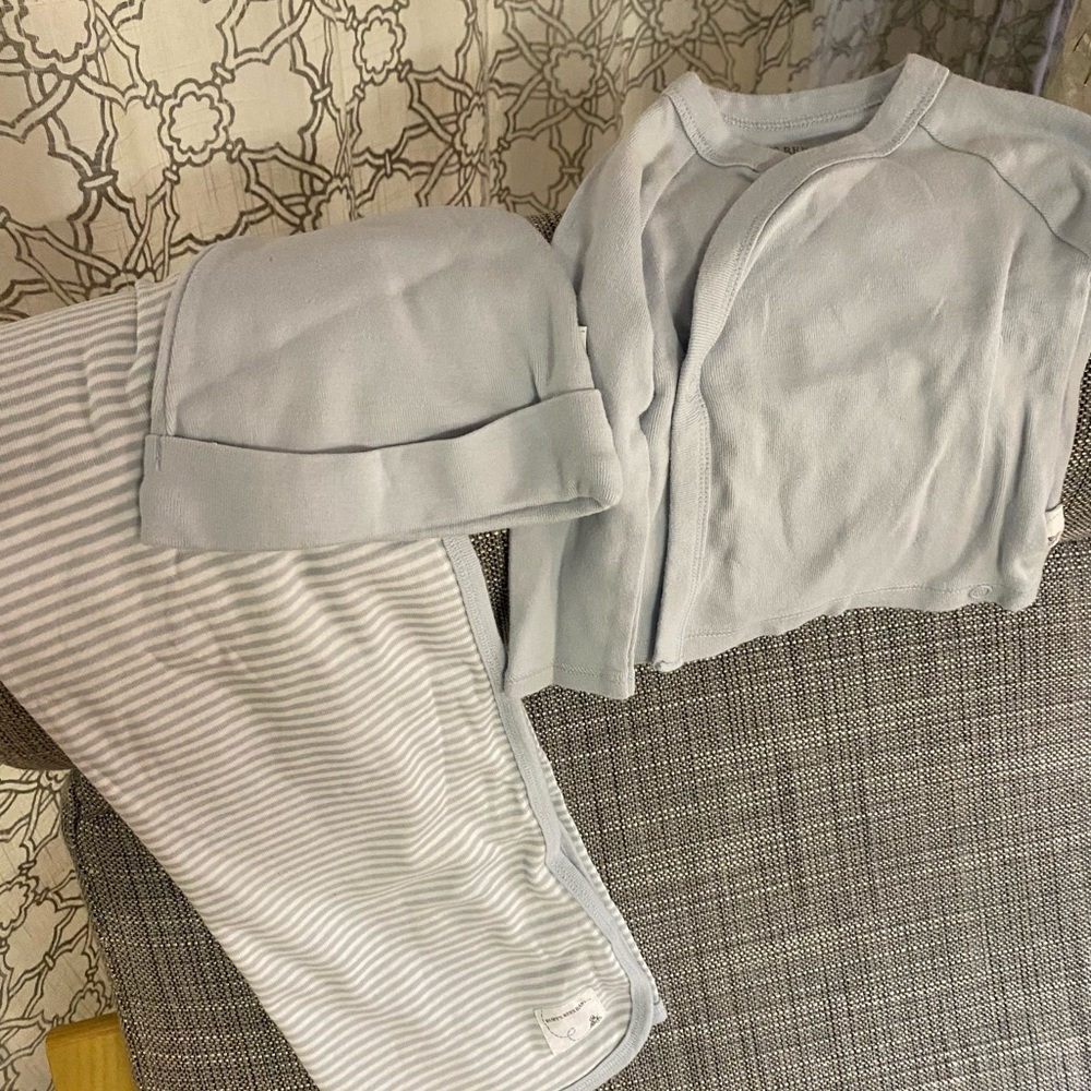 Burt’s Bees Layette Lot